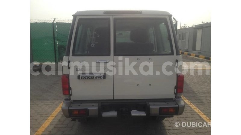 Big with watermark toyota land cruiser harare import dubai 16532