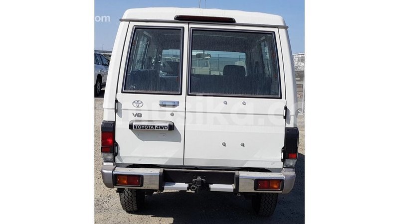 Big with watermark toyota land cruiser harare import dubai 16533