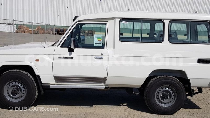 Big with watermark toyota land cruiser harare import dubai 16533