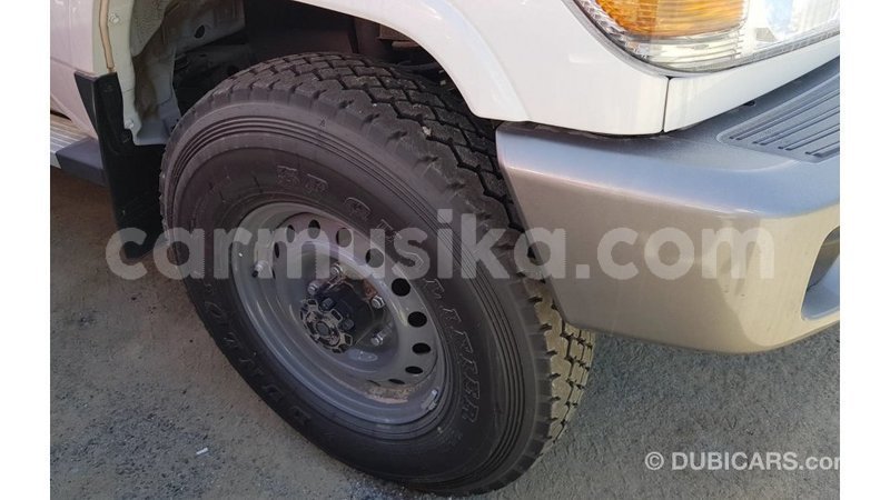 Big with watermark toyota land cruiser harare import dubai 16533