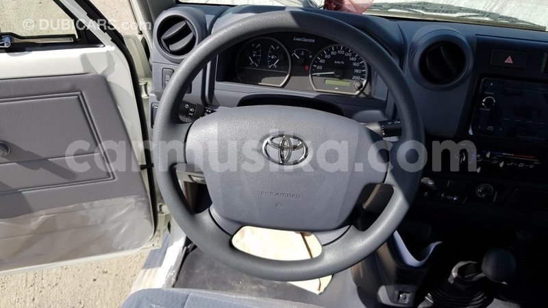 Big with watermark toyota land cruiser harare import dubai 16533