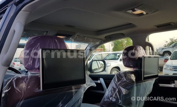 Acheter Import Voiture Toyota Land Cruiser Noir à Import - Dubai, Harare Acheter Import Voiture Toyota Land Cruiser Noir à Import - Dubai, Harare