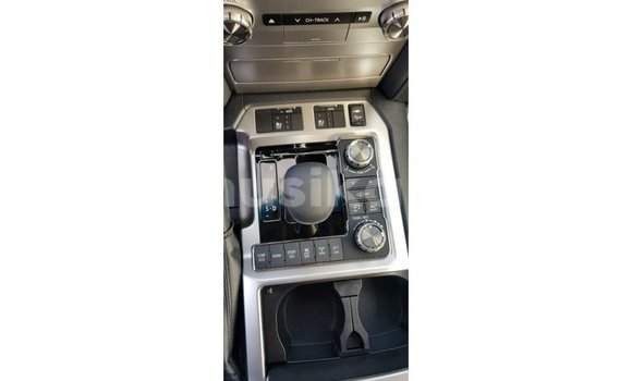 Acheter Import Voiture Toyota Land Cruiser Noir à Import - Dubai, Harare Acheter Import Voiture Toyota Land Cruiser Noir à Import - Dubai, Harare