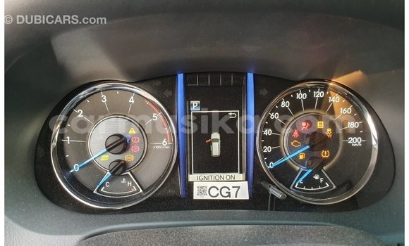 Acheter Import Voiture Toyota Fortuner Autre à Import - Dubai, Harare Acheter Import Voiture Toyota Fortuner Autre à Import - Dubai, Harare