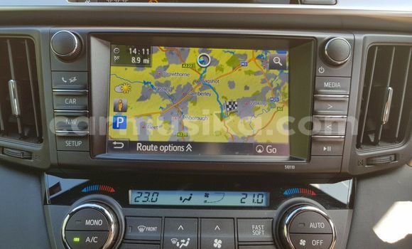 Tenga Tsaru Toyota RAV4 Beige Mota in Harare in Harare Tenga Tsaru Toyota RAV4 Beige Mota in Harare in Harare