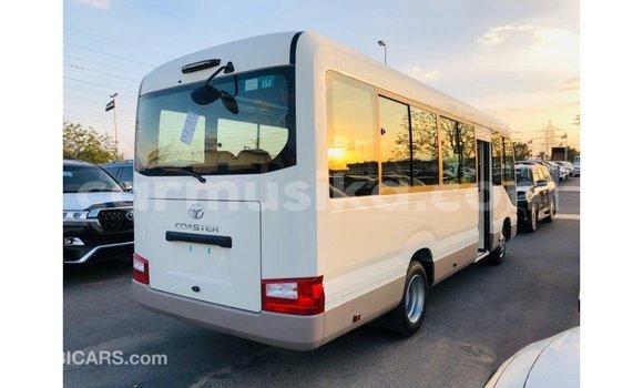 Buy Import Toyota Coaster White Car in Import - Dubai in Harare Buy Import Toyota Coaster White Car in Import - Dubai in Harare