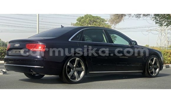 Acheter Import Voiture Audi A8 Bleu à Import - Dubai, Harare Acheter Import Voiture Audi A8 Bleu à Import - Dubai, Harare