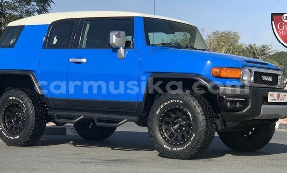Nunua Imported Toyota FJ Cruiser Bluu Gari ndani ya Import - Dubai nchini Harare
