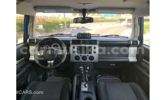 Buy Import Toyota FJ Cruiser Blue Car in Import - Dubai in Harare Buy Import Toyota FJ Cruiser Blue Car in Import - Dubai in Harare
