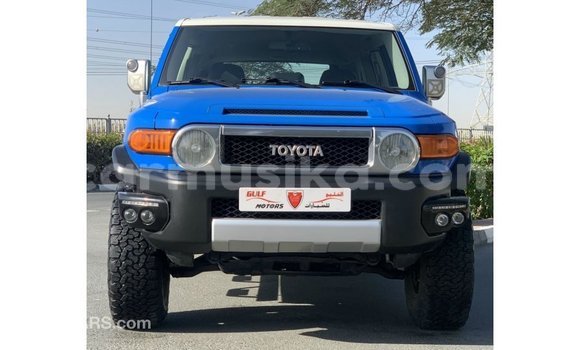 Buy Import Toyota FJ Cruiser Blue Car in Import - Dubai in Harare Buy Import Toyota FJ Cruiser Blue Car in Import - Dubai in Harare