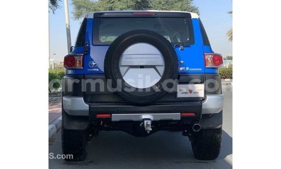 Buy Import Toyota FJ Cruiser Blue Car in Import - Dubai in Harare Buy Import Toyota FJ Cruiser Blue Car in Import - Dubai in Harare