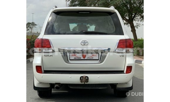 Buy Import Toyota Land Cruiser White Car in Import - Dubai in Harare Buy Import Toyota Land Cruiser White Car in Import - Dubai in Harare