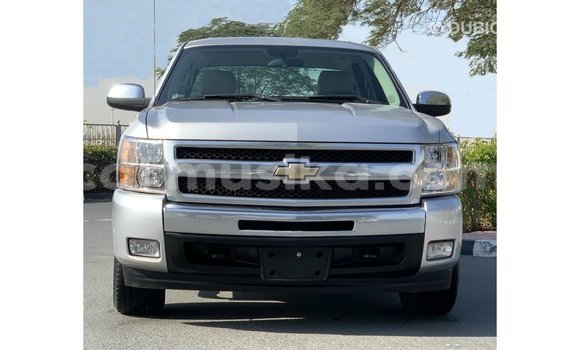 Tenga Imported Chevrolet Silverado Zvimwe Mota in Import - Dubai in Harare Tenga Imported Chevrolet Silverado Zvimwe Mota in Import - Dubai in Harare
