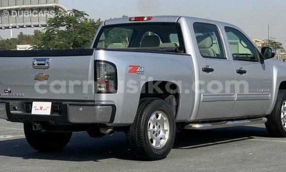 Tenga Imported Chevrolet Silverado Zvimwe Mota in Import - Dubai in Harare Tenga Imported Chevrolet Silverado Zvimwe Mota in Import - Dubai in Harare