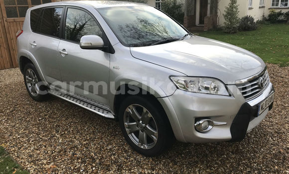 Tenga Tsaru Toyota RAV4 Sirivha Mota in Harare in Harare Tenga Tsaru Toyota RAV4 Sirivha Mota in Harare in Harare