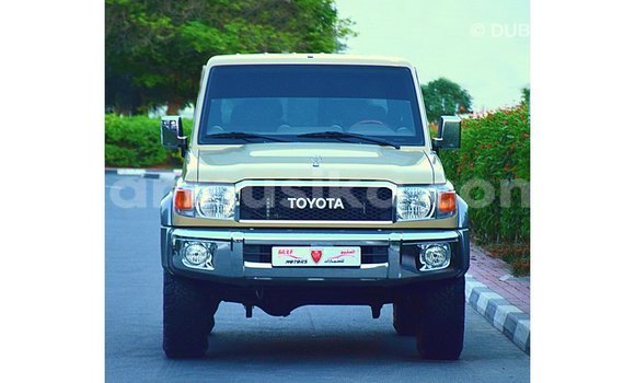 Buy Import Toyota Land Cruiser Beige Car in Import - Dubai in Harare Buy Import Toyota Land Cruiser Beige Car in Import - Dubai in Harare