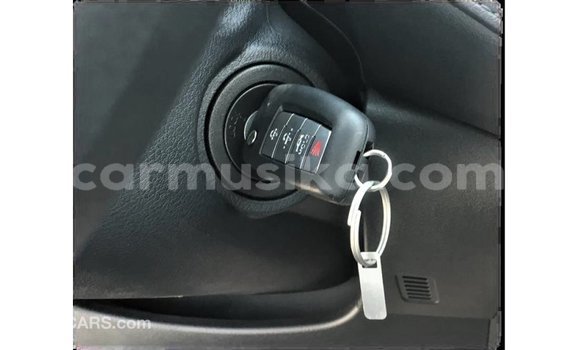 Acheter Import Voiture Nissan Sunny Blanc à Import - Dubai, Harare Acheter Import Voiture Nissan Sunny Blanc à Import - Dubai, Harare