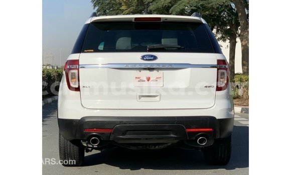 Buy Import Ford Explorer White Car in Import - Dubai in Harare Buy Import Ford Explorer White Car in Import - Dubai in Harare