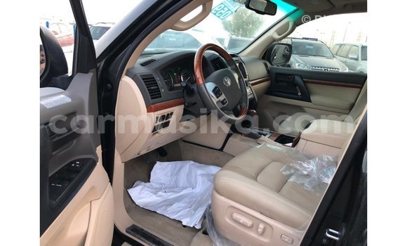 Buy Import Toyota Land Cruiser Black Car in Import - Dubai in Harare Buy Import Toyota Land Cruiser Black Car in Import - Dubai in Harare