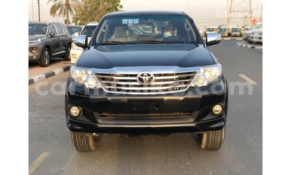 Tenga Imported Toyota Fortuner Nhema Mota in Import - Dubai in Harare Tenga Imported Toyota Fortuner Nhema Mota in Import - Dubai in Harare