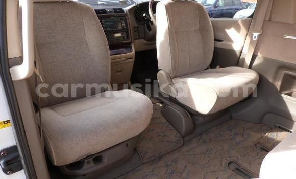 Acheter Import Voiture Toyota Granvia Blanc à Harare, Harare Acheter Import Voiture Toyota Granvia Blanc à Harare, Harare