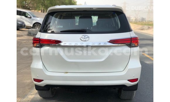 Buy Import Toyota Fortuner White Car in Import - Dubai in Harare Buy Import Toyota Fortuner White Car in Import - Dubai in Harare