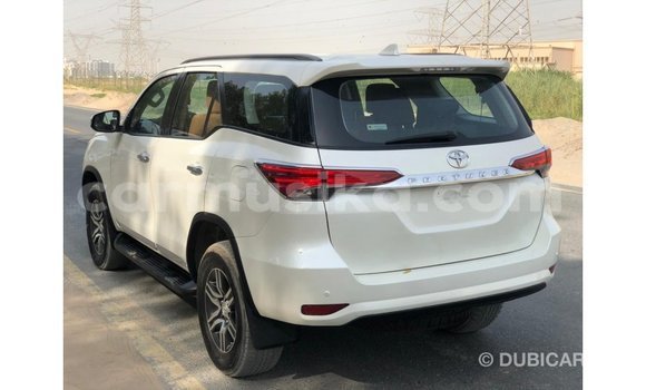 Buy Import Toyota Fortuner White Car in Import - Dubai in Harare Buy Import Toyota Fortuner White Car in Import - Dubai in Harare