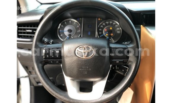 Buy Import Toyota Fortuner White Car in Import - Dubai in Harare Buy Import Toyota Fortuner White Car in Import - Dubai in Harare