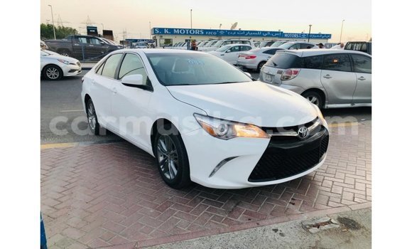 Buy Import Toyota Camry White Car in Import - Dubai in Harare
