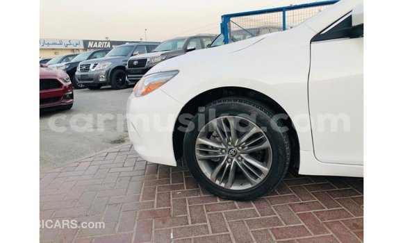 Buy Import Toyota Camry White Car in Import - Dubai in Harare Buy Import Toyota Camry White Car in Import - Dubai in Harare
