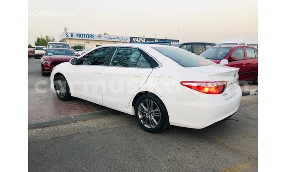 Buy Import Toyota Camry White Car in Import - Dubai in Harare Buy Import Toyota Camry White Car in Import - Dubai in Harare