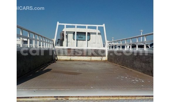 Tenga Imported Toyota Dyna Chena Rori in Import - Dubai in Harare Tenga Imported Toyota Dyna Chena Rori in Import - Dubai in Harare