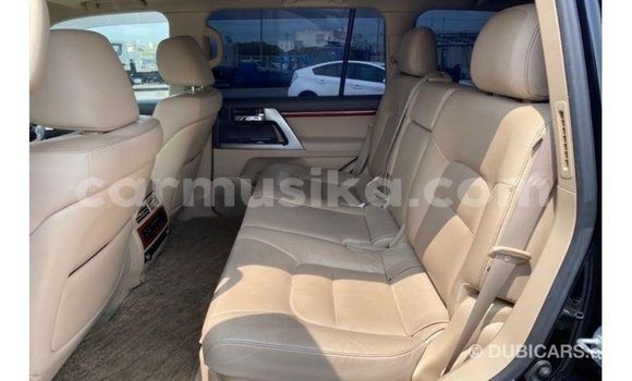 Tenga Imported Toyota Land Cruiser Nhema Mota in Import - Dubai in Harare Tenga Imported Toyota Land Cruiser Nhema Mota in Import - Dubai in Harare