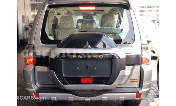 Buy Import Mitsubishi Pajero Other Car in Import - Dubai in Harare Buy Import Mitsubishi Pajero Other Car in Import - Dubai in Harare