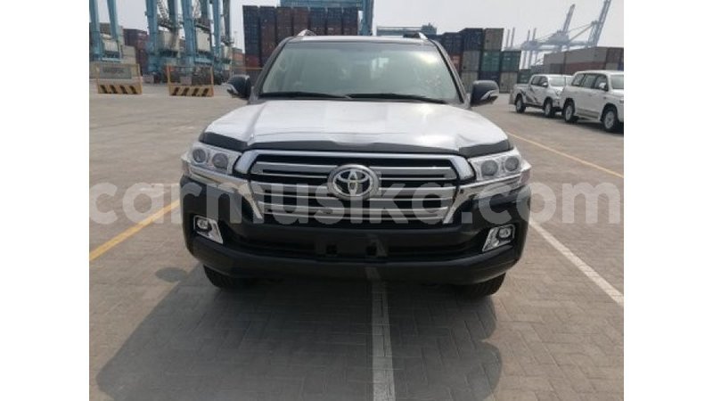 Big with watermark toyota land cruiser harare import dubai 16598