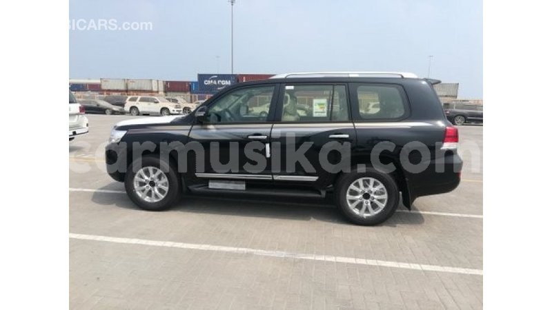 Big with watermark toyota land cruiser harare import dubai 16598