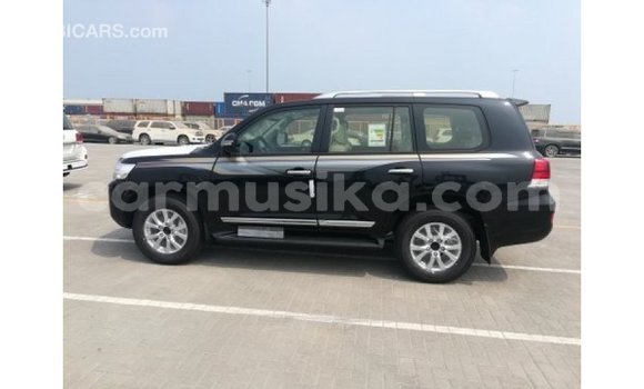 Acheter Import Voiture Toyota Land Cruiser Noir à Import - Dubai, Harare Acheter Import Voiture Toyota Land Cruiser Noir à Import - Dubai, Harare