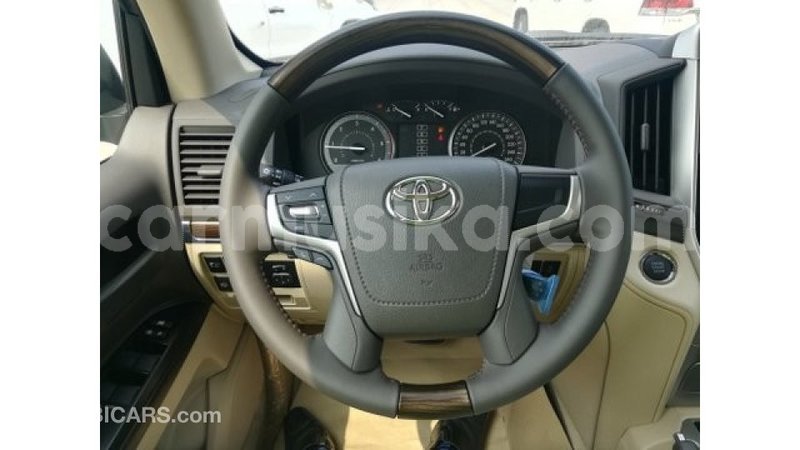 Big with watermark toyota land cruiser harare import dubai 16598