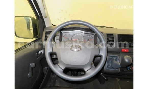 Acheter Import Voiture Toyota Hiace Blanc à Import - Dubai, Harare Acheter Import Voiture Toyota Hiace Blanc à Import - Dubai, Harare