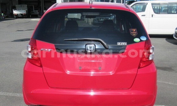 Acheter Occasion Voiture Honda Fit Rouge à Beitbridge, Matabeleland South Acheter Occasion Voiture Honda Fit Rouge à Beitbridge, Matabeleland South
