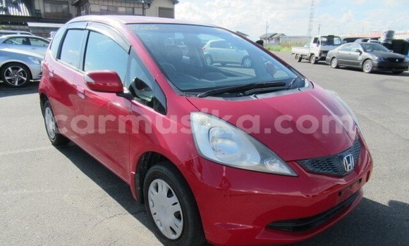 Acheter Occasion Voiture Honda Fit Rouge à Beitbridge, Matabeleland South Acheter Occasion Voiture Honda Fit Rouge à Beitbridge, Matabeleland South