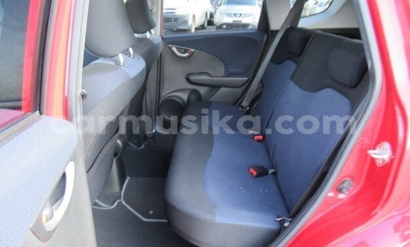 Acheter Occasion Voiture Honda Fit Rouge à Beitbridge, Matabeleland South Acheter Occasion Voiture Honda Fit Rouge à Beitbridge, Matabeleland South