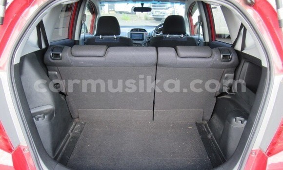 Acheter Occasion Voiture Honda Fit Rouge à Beitbridge, Matabeleland South Acheter Occasion Voiture Honda Fit Rouge à Beitbridge, Matabeleland South