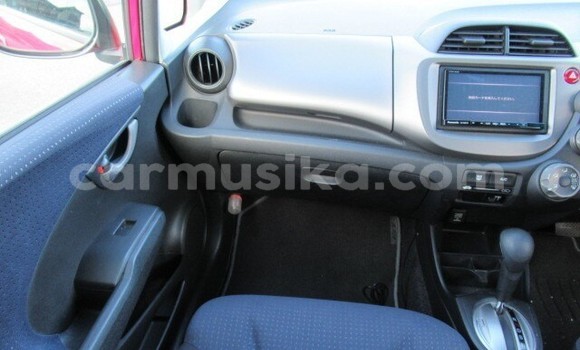 Acheter Occasion Voiture Honda Fit Rouge à Beitbridge, Matabeleland South Acheter Occasion Voiture Honda Fit Rouge à Beitbridge, Matabeleland South