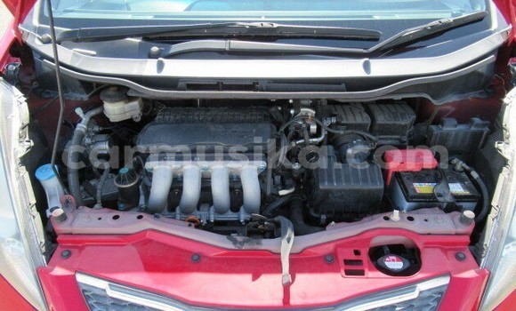 Acheter Occasion Voiture Honda Fit Rouge à Beitbridge, Matabeleland South Acheter Occasion Voiture Honda Fit Rouge à Beitbridge, Matabeleland South