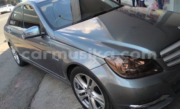 Buy Used Mercedes‒Benz C–Class Silver Car in Alexandra Park in Harare