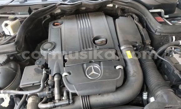 Buy Used Mercedes‒Benz C–Class Silver Car in Alexandra Park in Harare Buy Used Mercedes‒Benz C–Class Silver Car in Alexandra Park in Harare