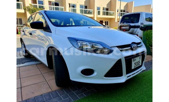 Tenga Imported Ford Focus Chena Mota in Import - Dubai in Harare