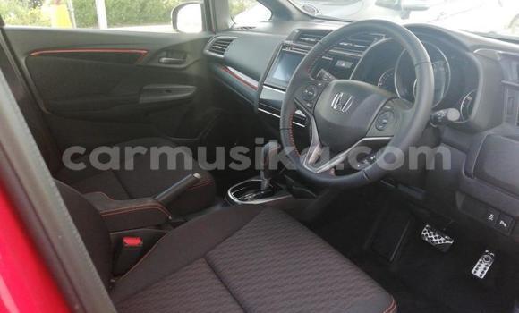 Tenga Tsaru Honda Jazz Tsvuku Mota in Beitbridge in Matabeleland South Tenga Tsaru Honda Jazz Tsvuku Mota in Beitbridge in Matabeleland South