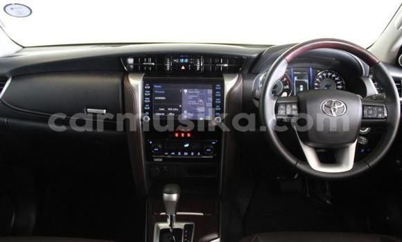 Buy Used Toyota Fortuner White Car in Beitbridge in Matabeleland South Buy Used Toyota Fortuner White Car in Beitbridge in Matabeleland South